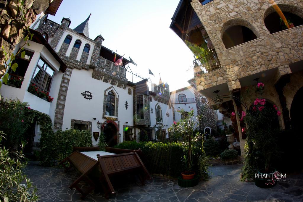 Hunter Prince Castle Hotel Турда Экстерьер фото