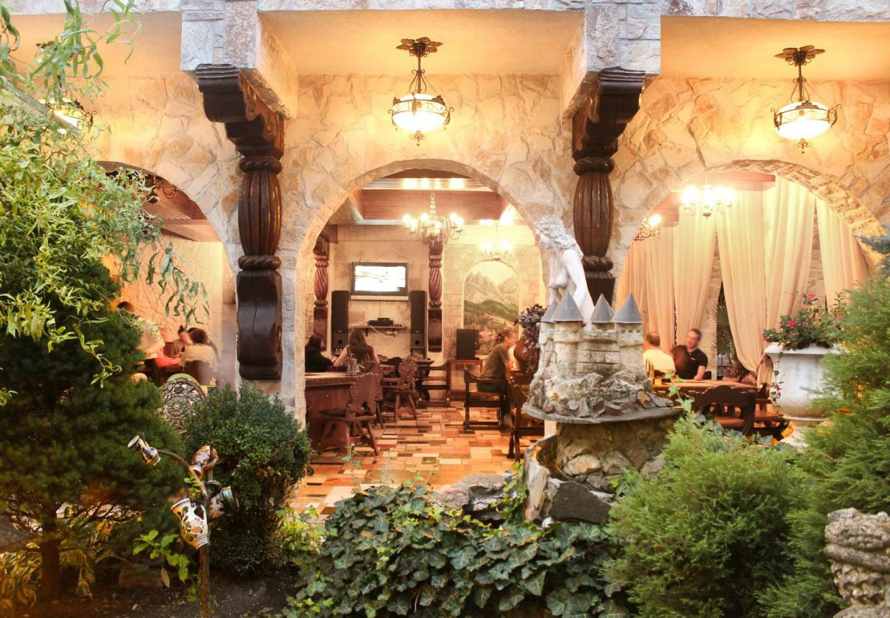 Hunter Prince Castle Hotel Турда Экстерьер фото